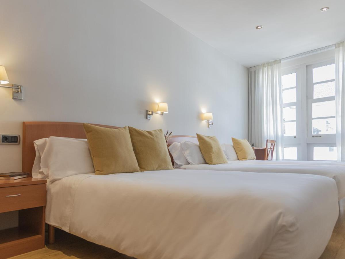 Hostal Alba لوغو المظهر الخارجي الصورة