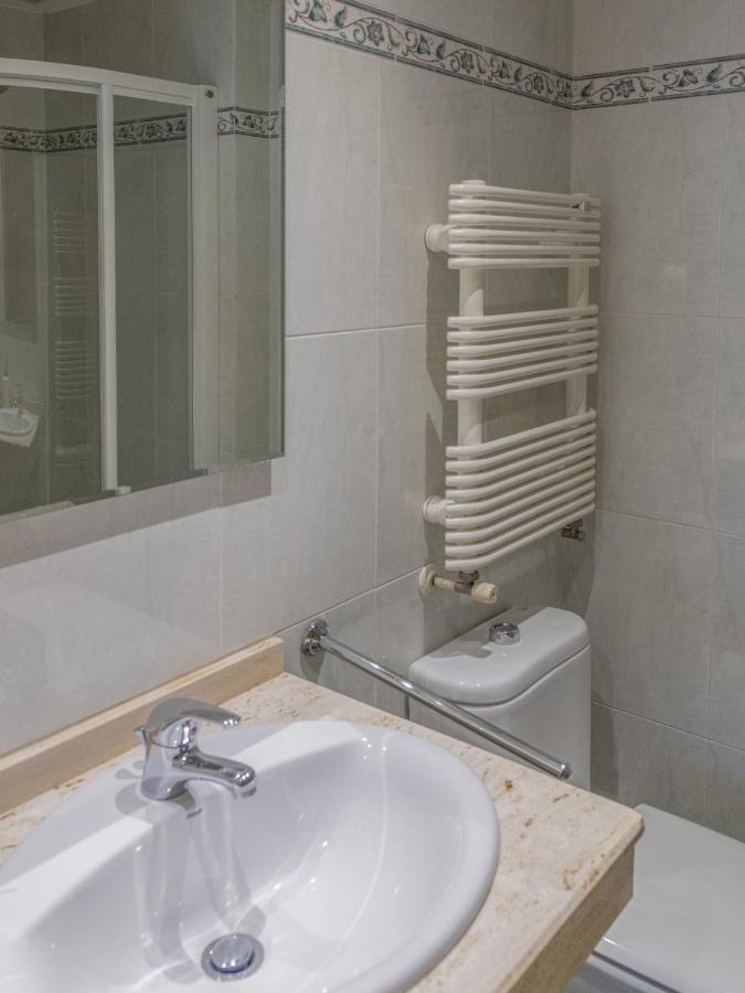 Hostal Alba لوغو المظهر الخارجي الصورة