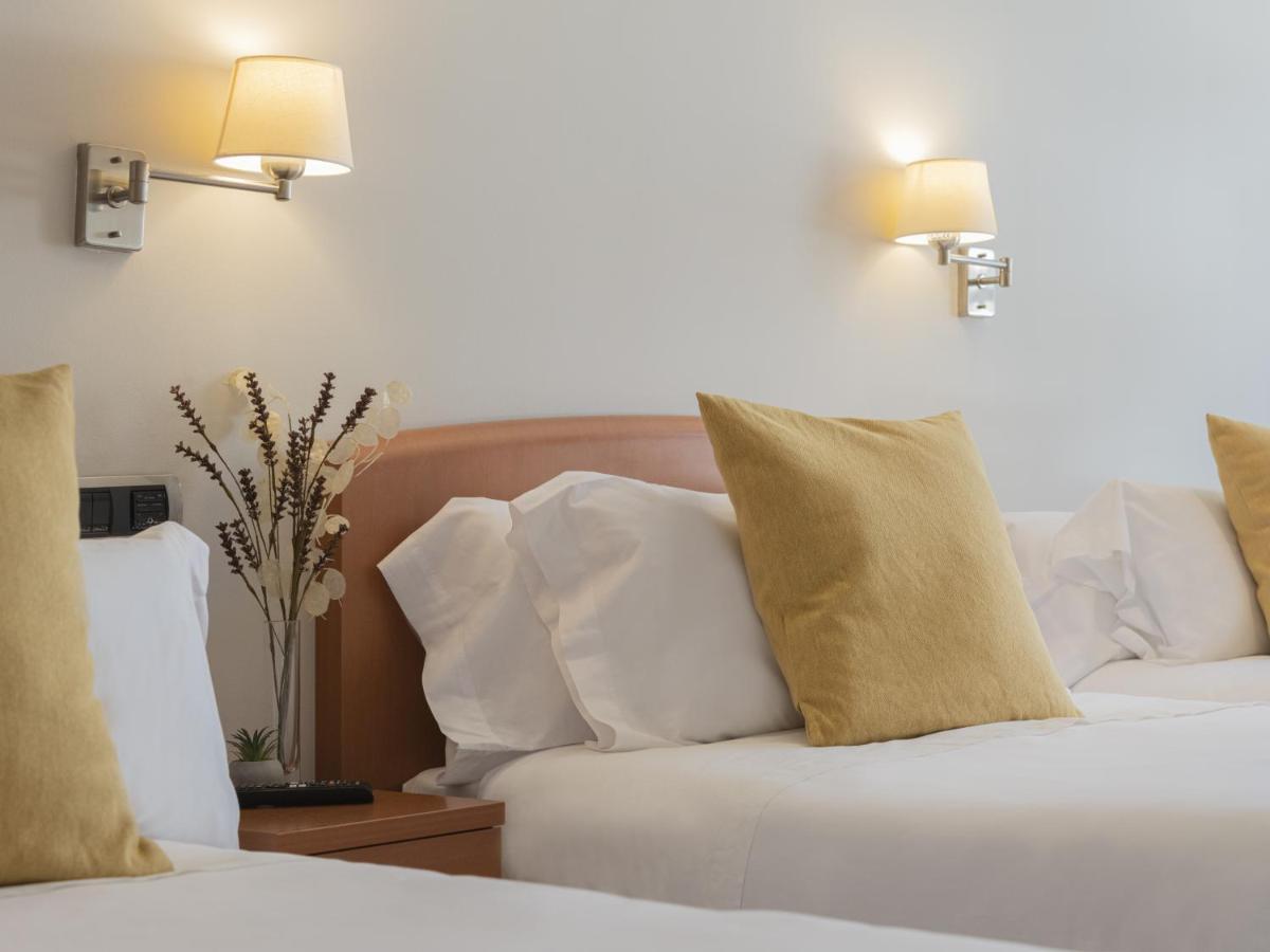 Hostal Alba لوغو المظهر الخارجي الصورة
